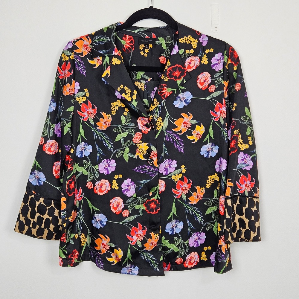 Who What Wear Blouse Sz S Satin Black Floral Leopard Print Button Front Top